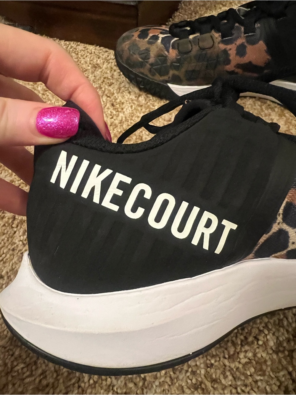 Nike Court Zoom Leopard Print Sneakers Size 7 1/2 - Picture 2 of 16